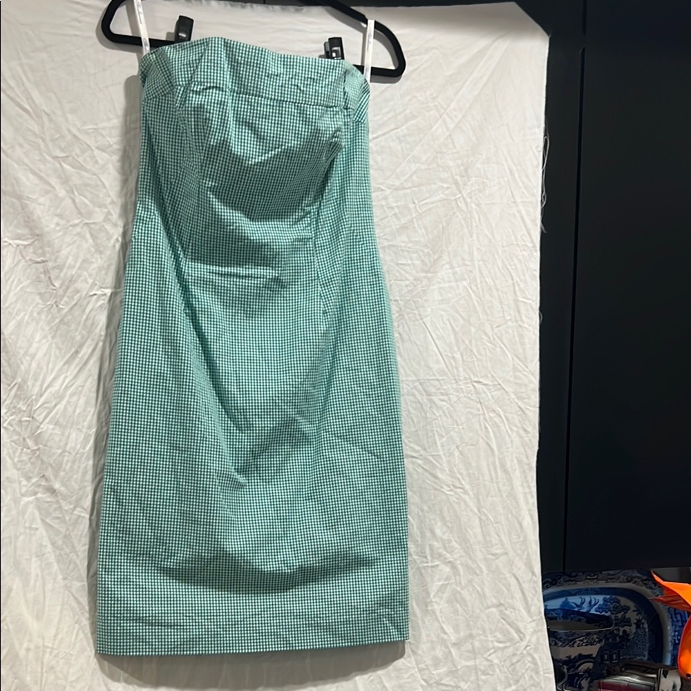 Shoshanna Elegant Green Strapless Sheath Dress for Weddings